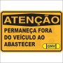   Permaneça fora do veículo ao abastecer 